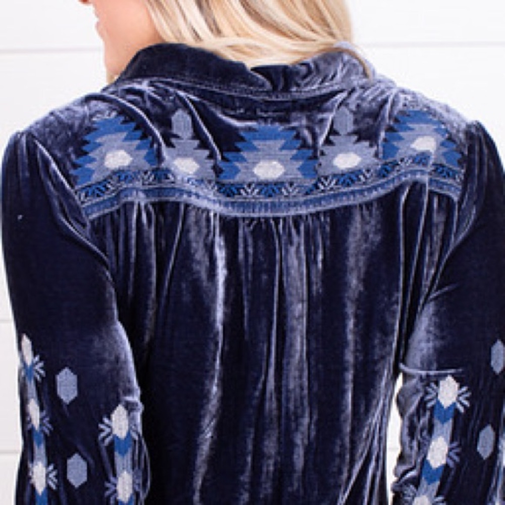 Johnny Was heavily embroidered velvet Naomi smoked shirt/jacket NWT - Picture 6 of 16
